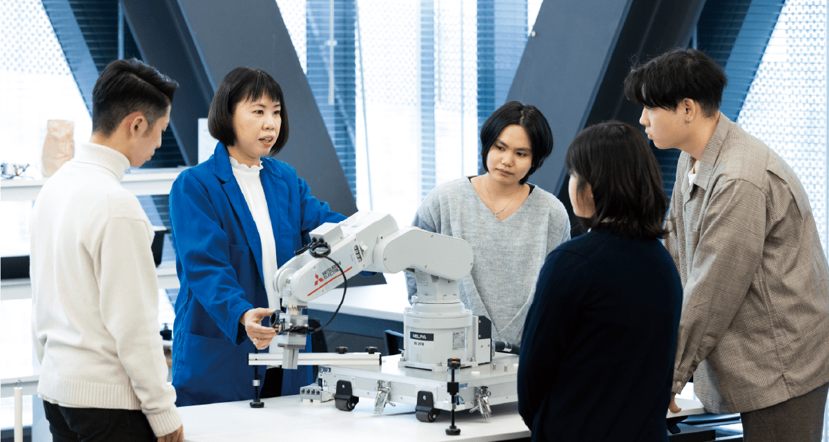 ロボット開発コース｜東京国際工科専門職大学