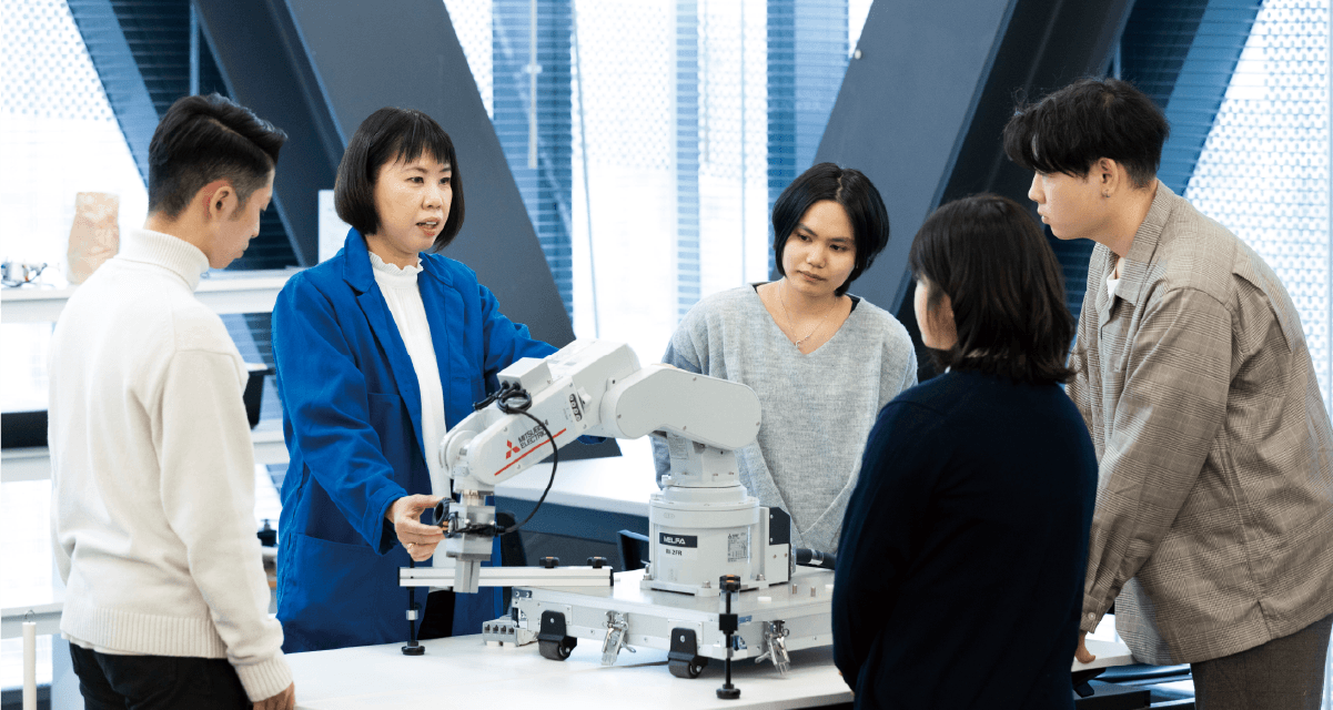 ロボット開発コース|東京国際工科専門職大学