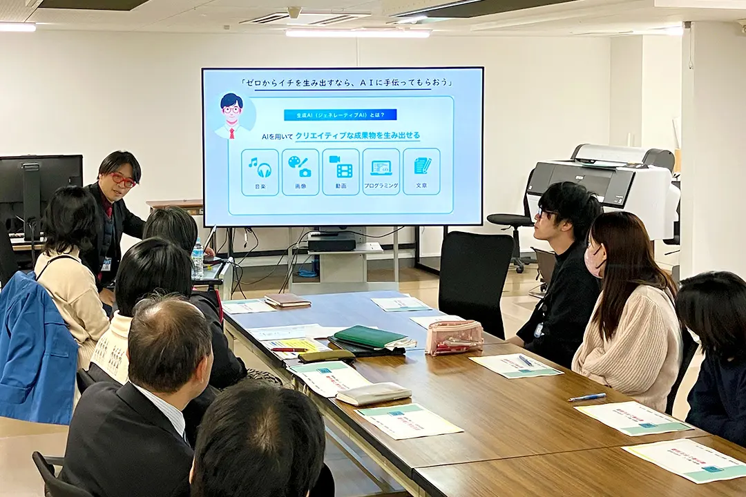 高校教員向け研修会において、生成AIの活用や著作権をテーマに情報工学科・中川悠准教授が講義を実施しました
